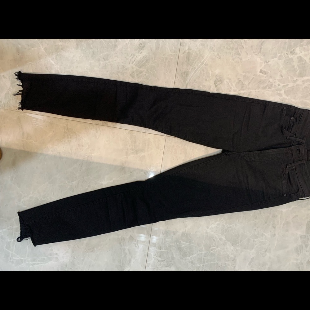 MOTHER stunner ankle step fray jean